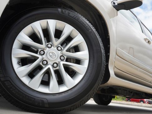 Used 2015 Lexus GX 460 w/ Premium Package AWD/4WD image 11
