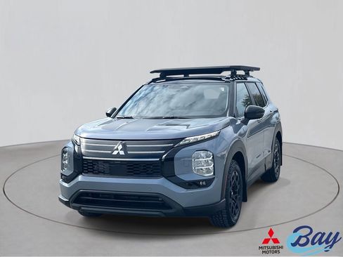 New 2026 Mitsubishi Outlander AWD image 1