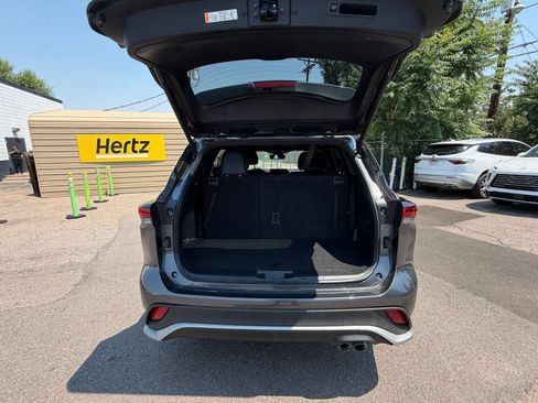 Used 2025 Toyota Highlander XSE AWD/4WD image 34