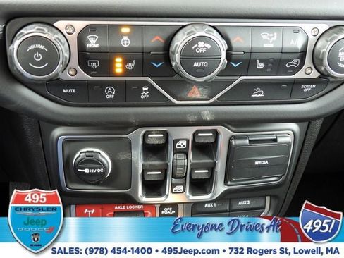 New 2026 Jeep Gladiator Mojave image 34