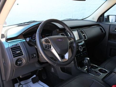 Used 2019 Ford Flex Limited AWD/4WD image 2