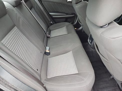 Used 2023 Dodge Charger SXT RWD image 21