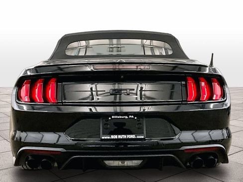 Used 2019 Ford Mustang GT Premium w/ Black Accent Package RWD image 4
