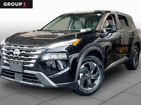 Used 2025 Nissan Rogue SV AWD/4WD image 1