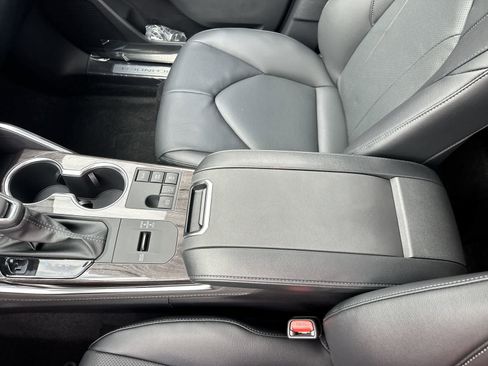 New 2026 Toyota Highlander Limited image 31