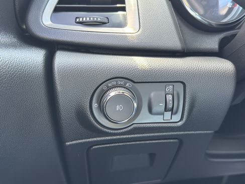 Used 2014 Buick Verano Leather FWD image 15