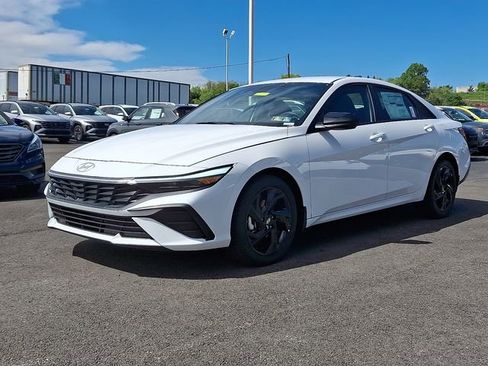 New 2026 Hyundai Elantra Sport FWD image 2