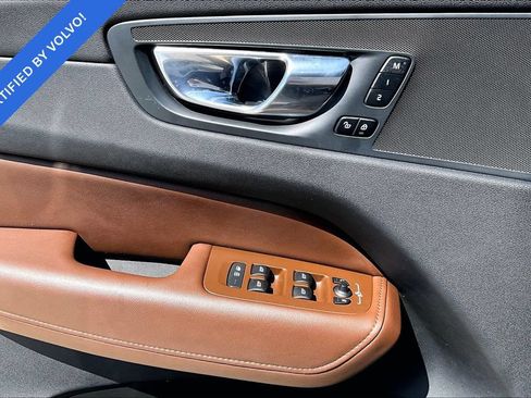 Used 2023 Volvo XC60 B5 Plus w/ Climate Package AWD/4WD image 31