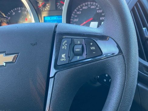 Used 2016 Chevrolet Equinox LS image 18