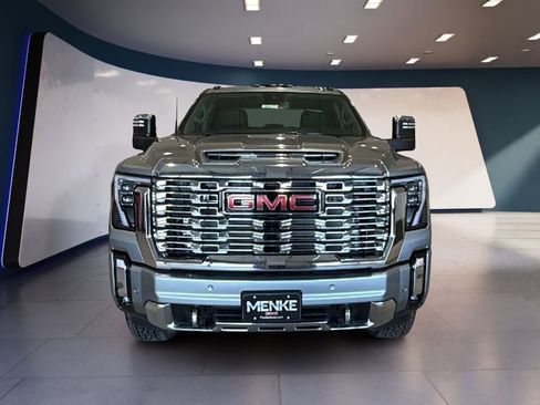 New 2026 GMC Sierra 2500 Denali AWD/4WD image 2