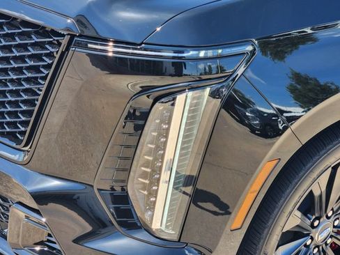 Used 2026 Cadillac Escalade V AWD/4WD image 9