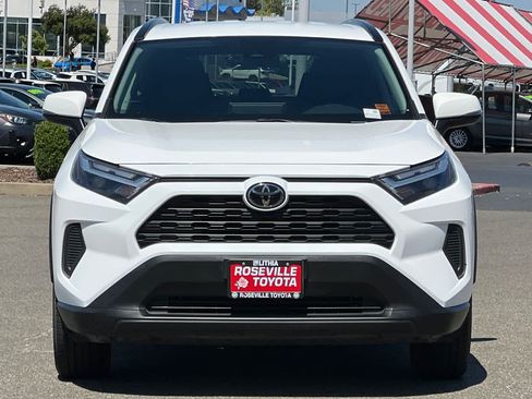 Used 2024 Toyota RAV4 XLE FWD image 10