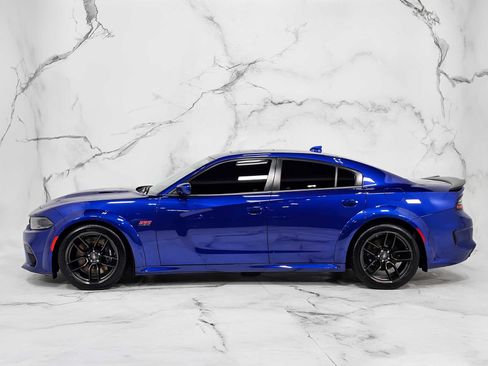 Used 2022 Dodge Charger Scat Pack RWD image 8