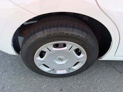 Used 2010 Scion xB FWD image 28