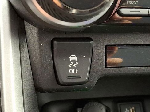 Used 2024 Toyota RAV4 LE AWD/4WD image 30