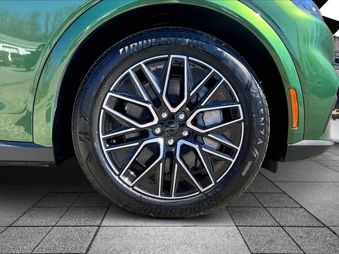 Used 2025 Ford Mustang Mach-E Premium image 8