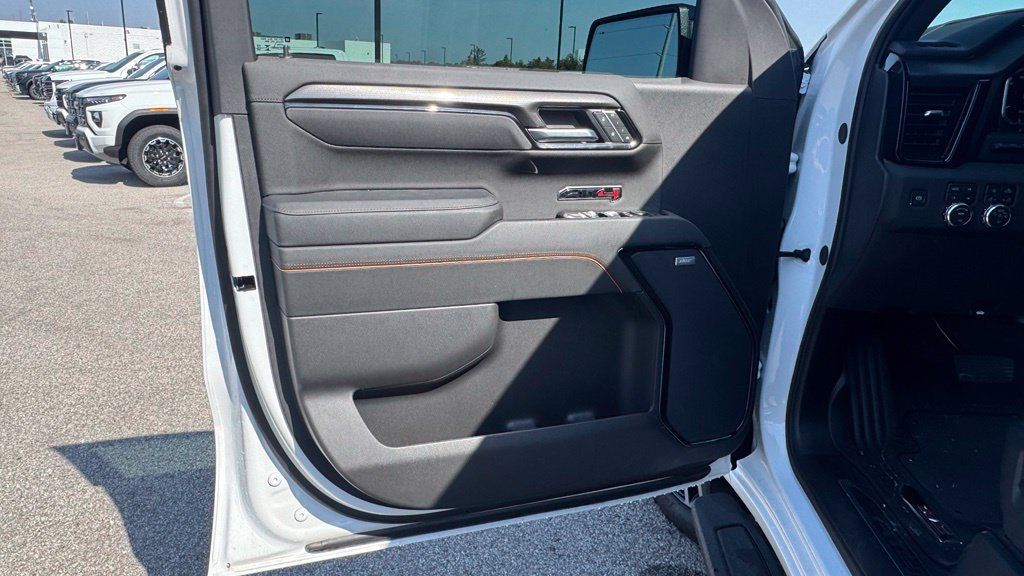 Used 2026 GMC Sierra 1500 AT4 w/ AT4 Premium Package AWD/4WD image 19