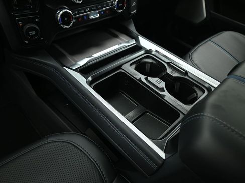 New 2026 Ford F250 Platinum image 16