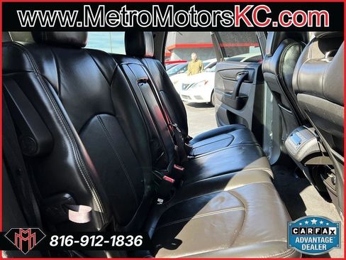 Used 2013 Chevrolet Traverse LT image 38