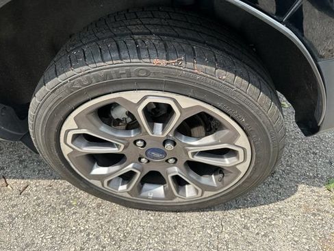 Used 2018 Ford EcoSport Titanium AWD/4WD image 7