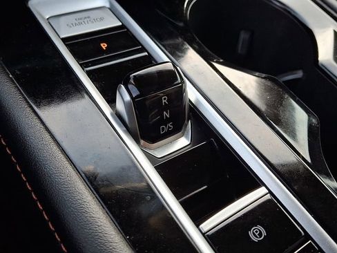 Used 2024 Volkswagen Atlas Peak Edition SEL image 16