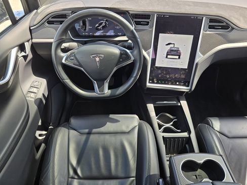 Used 2017 Tesla Model X 100D image 37