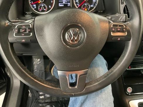 Used 2016 Volkswagen Tiguan S FWD image 23