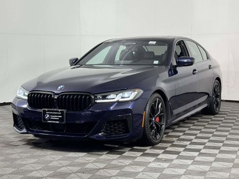 Used 2023 BMW M550i xDrive w/ Dynamic Handling Package image 7
