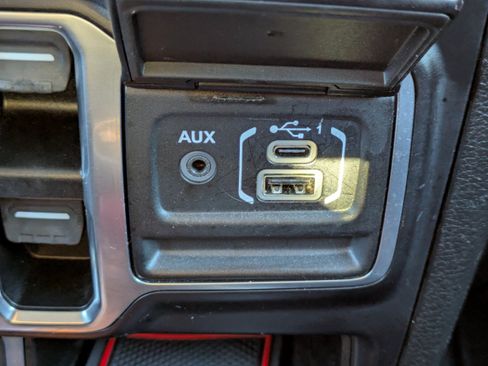 Used 2022 Jeep Wrangler Unlimited Rubicon w/ LED Lighting Group image 30