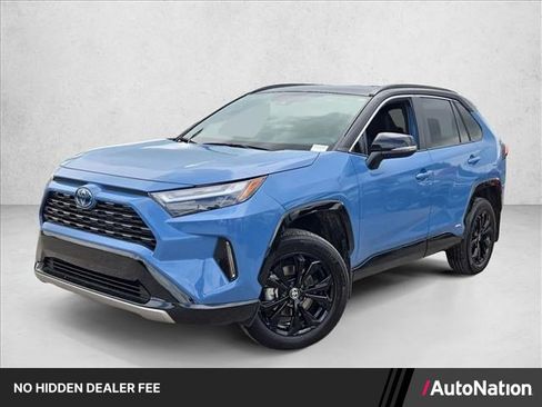 Used 2024 Toyota RAV4 XSE w/ Weather Package AWD/4WD image 1