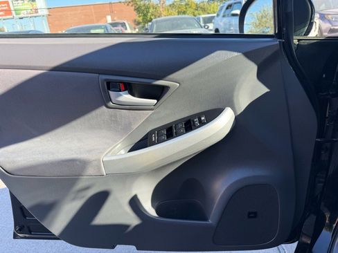 Used 2011 Toyota Prius Three image 14