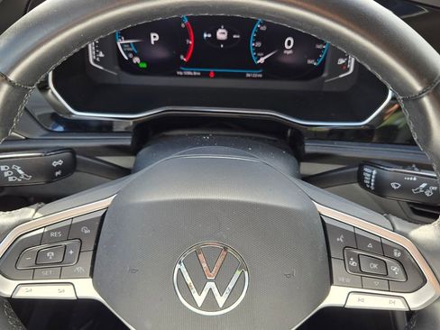 Certified 2022 Volkswagen Jetta SEL FWD image 24