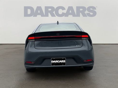 Used 2024 Toyota Prius LE image 6