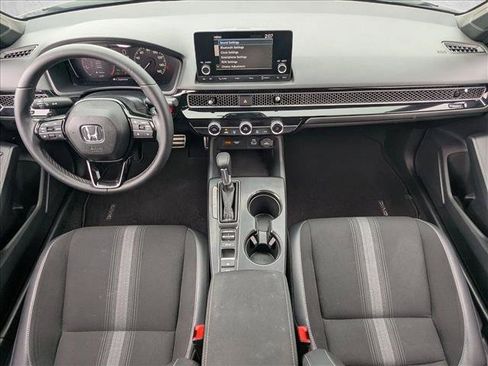 Used 2022 Honda Civic Sport image 16