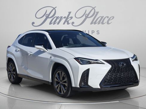 Certified 2024 Lexus UX 250h F Sport AWD/4WD image 6