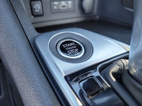 Used 2025 Nissan Sentra SV image 13