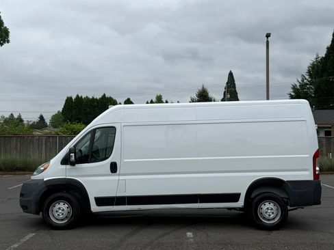 Used 2017 RAM ProMaster 3500 FWD image 2