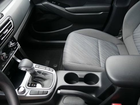 Used 2022 Kia Seltos LX image 21