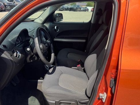 Used 2008 Chevrolet HHR LS FWD image 15