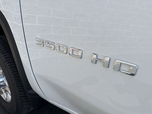 New 2026 Chevrolet Silverado 3500 W/T w/ WT/CX Safety Package AWD/4WD image 8