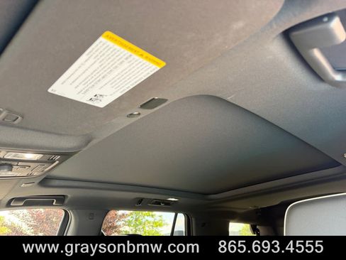 Used 2023 Chevrolet Tahoe Premier AWD/4WD image 14
