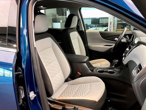 Used 2020 Chevrolet Equinox LT image 16