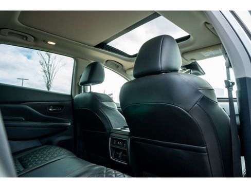 Used 2022 Nissan Murano Platinum w/ Cargo Package image 16