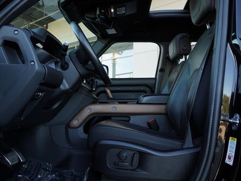 Used 2022 Land Rover Defender 110 X image 19