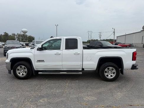 Used 2017 GMC Sierra 1500 SLE image 46