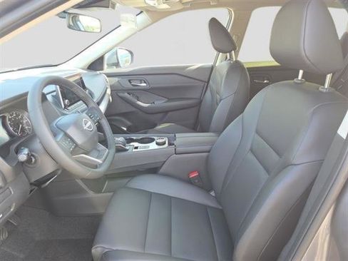 New 2026 Nissan Rogue SV w/ SV Premium Package image 9