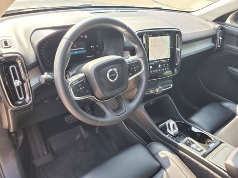 Certified 2023 Volvo XC40 B5 Plus w/ Driver Assist Package AWD/4WD image 16