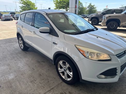 Used 2015 Ford Escape SE AWD/4WD image 26