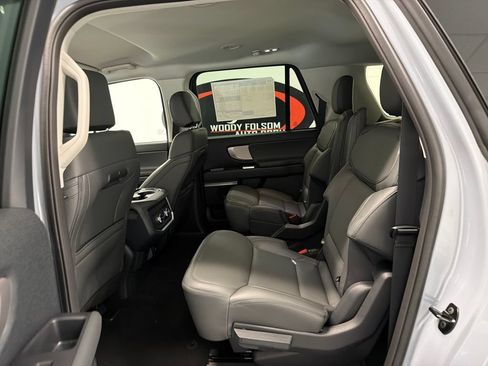 New 2026 Ford Expedition Max Active RWD image 13