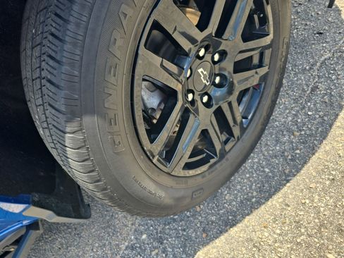 Used 2022 Chevrolet Silverado 1500 Custom RWD image 32